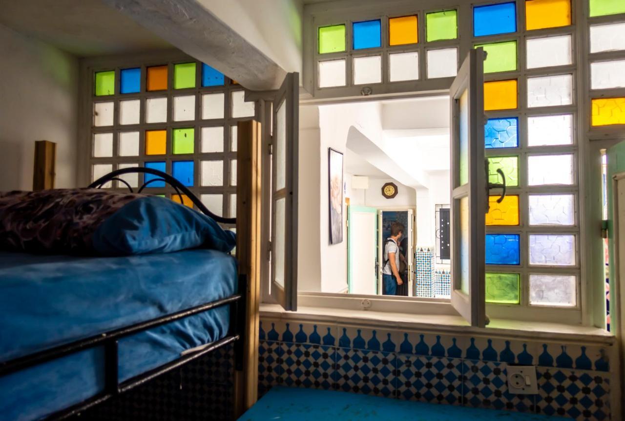 White And Blue Hostel Εσαουίρα Εξωτερικό φωτογραφία